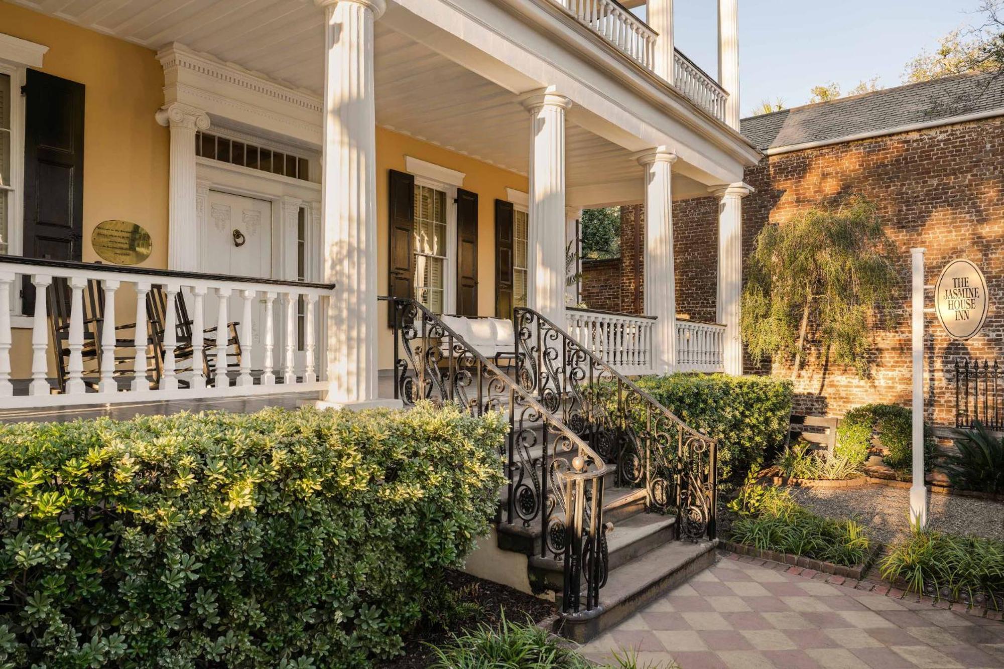 The Jasmine House Bed & Breakfast Чарлстън Екстериор снимка